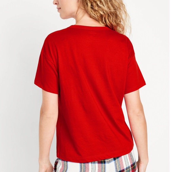 NWT OLD NAVY Matching Holiday-Graphic T-Shirt Color: Robbie Red - Picture 3 of 6